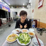 Eat like a local with a local - Walking Tour - How the Tour Feels in Practice