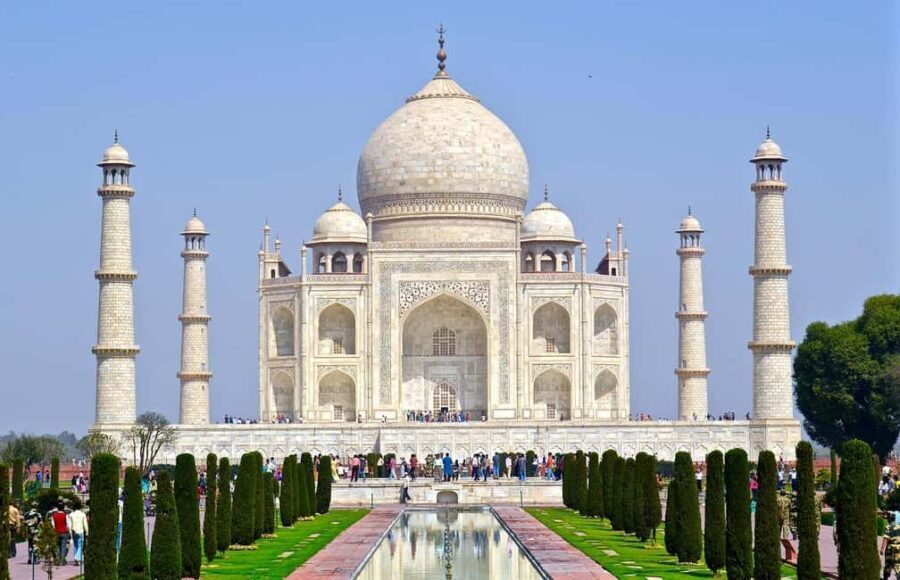 Exclusive, Delhi with Taj Mahal (Agra) Guided Tour (03 Days) - Day 1: Welcome to Delhi and Sightseeing