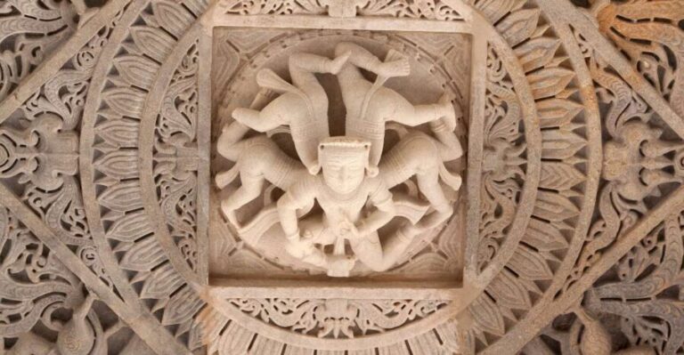 Explore Ranakpur Jain Temple from Udaipur with Jodhpur Drop - What You Can Expect at Ranakpur Jain Temple