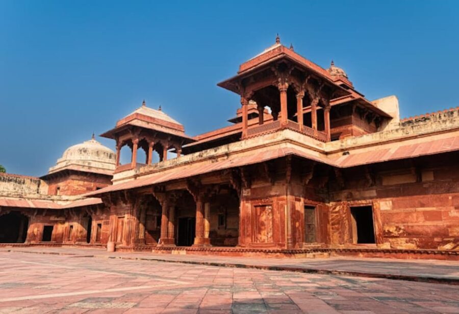 Fatehpur Sikri Private Day Trip with Transfers - The Value of This Tour