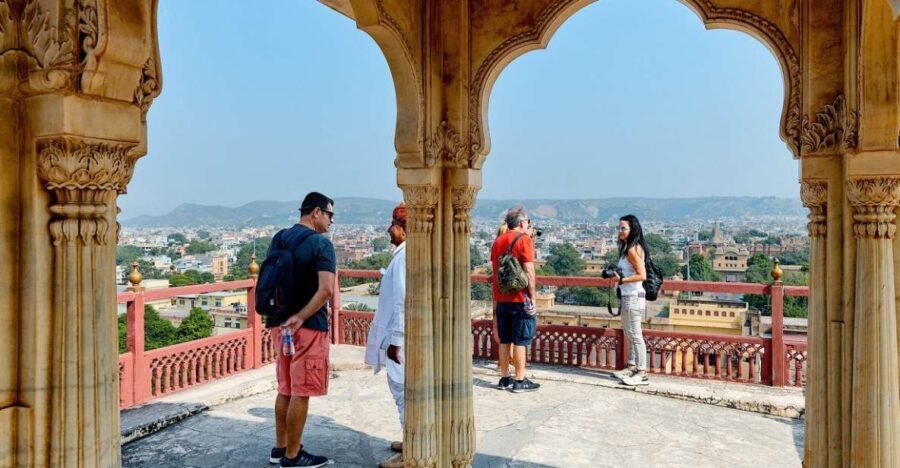 From Agra: A Day in Agra with Cab & Tour Guide - Value and Practical Considerations