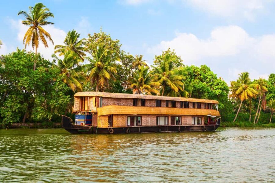 From Cochin: Overnight Houseboat Cruise with Transfers - Exploring the Itinerary