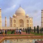 From Delhi: Exclusive Taj Mahal Sunrise, and Agra Fort Tour - Transportation and Group Size