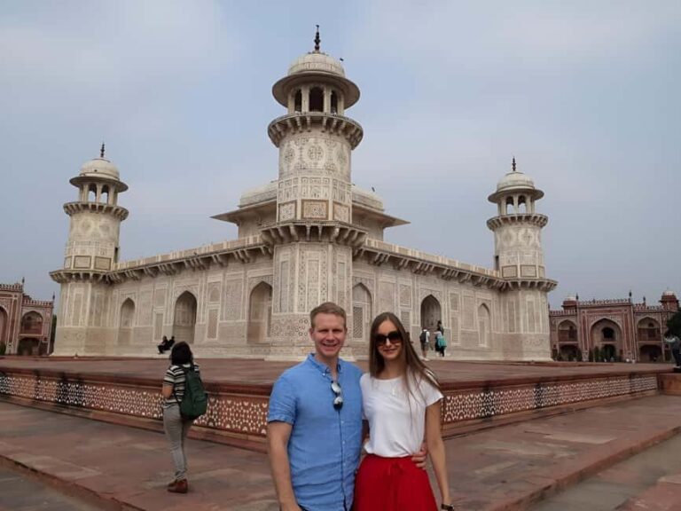 From Delhi-Overnight Agra/Taj Mahal Tour with Fatehpur Sikri - Who Would Love This Tour?