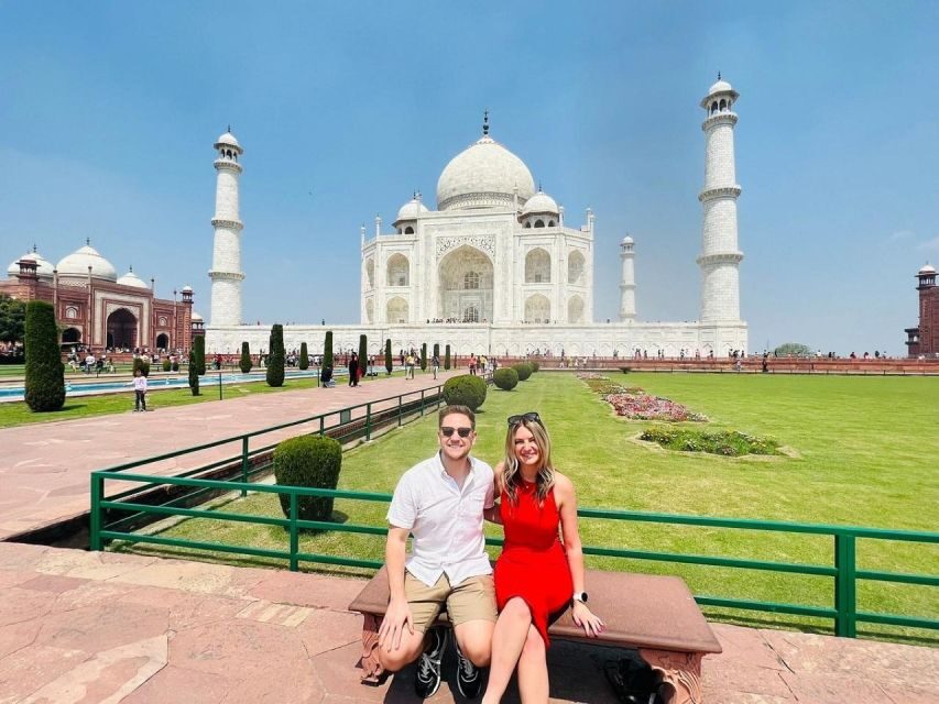 From Delhi: Private Taj Mahal, Agra Fort & Baby Taj Day Tour - The Indulgent Lunch Experience