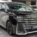 From Delhi: Private Taj Mahal Day Trip with luxury Car. - VIP Entrance and Guided Tour of the Taj Mahal