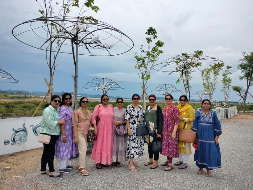 From Halong Cruise Port: 4-Hour Boat Tour of Ha Long Bay - An In-Depth Look at the 4-Hour Ha Long Bay Tour