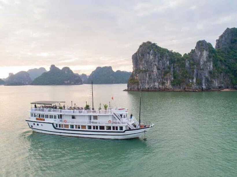 From Hanoi: 3D2N Lan Ha/Ha Long Cruise & Ninh Binh Tour Stay - Day 1: Hanoi to Lan Ha or Ha Long Bay