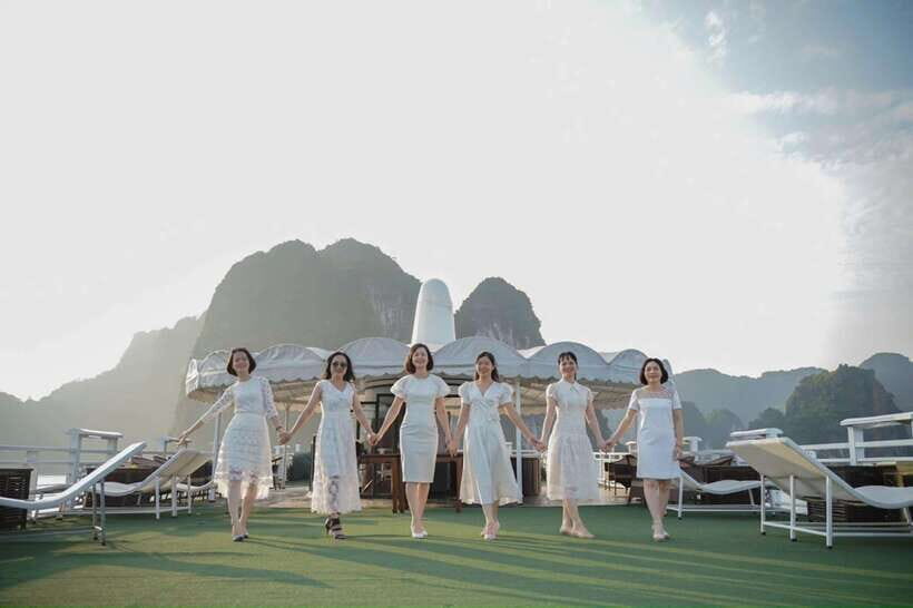 From Hanoi/Ha Long: Ha Long Bay 1 or 2-Day 5-Star Cruise - What’s Included and What You Should Expect