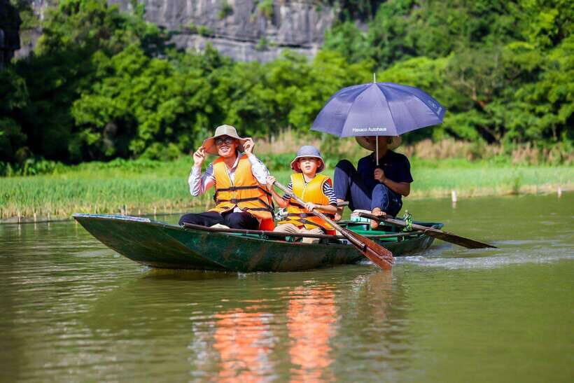 From Hanoi: Hoa Lu, Tam Coc & Mua Cave Day Tour Small group - Why This Tour Stands Out