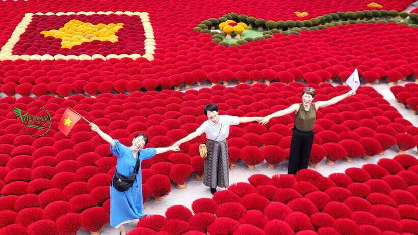 From Hanoi: Incense village & train street or Silk village - Final Thoughts