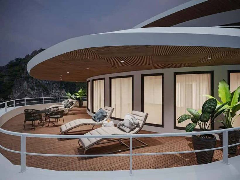 From Hanoi: Luxury Cruise 3 Days 2 Nights at Halong & Lan Ha - Day 2: Exploring the Bay and Villages