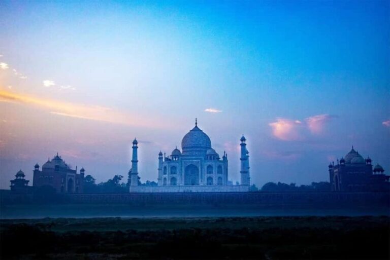From Jaipur: Taj Sunrise Tour with Fatehpur Sikri & Abhaneri - Experience Overview: What To Expect