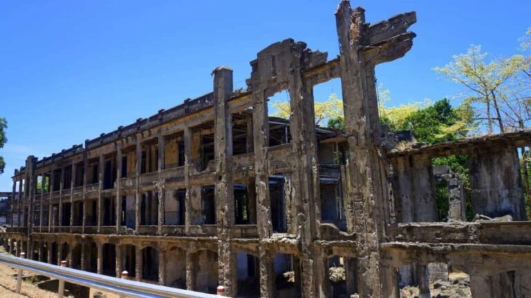 From Manila: Corregidor Island Guided Tour with Lunch - The Lunch Experience