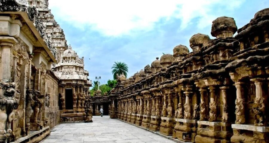 From Trichy: Private Day Tour to Tanjore & Kumbakonam - The Temples and Sacred Sites of Kumbakonam