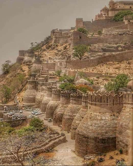 From Udaipur: Kumbhalgarh and Ranakpur Private Day Trip - What Sets This Tour Apart?