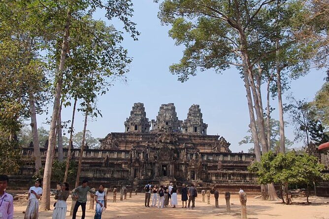 Full Day Angkor Wat Temples Tour with Pickup - The Experience: What to Expect at Each Stop