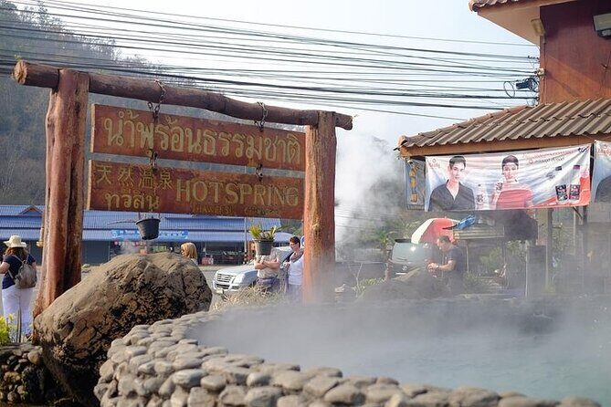 Full Day Tour in Chiang Rai White Temple and Golden Triangle - The Itinerary in Detail: What to Expect from Start to Finish