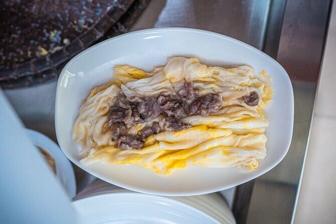 Guangzhou Evening Food Tour Through Local Neighborhood - Exploring Guangzhou’s Nightlife and Food Scene