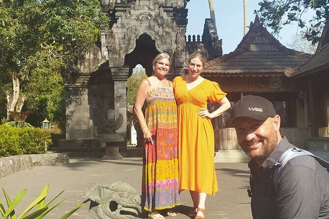 Half day Borobudur temple Climb Up Tour - The Transport & Guide Experience