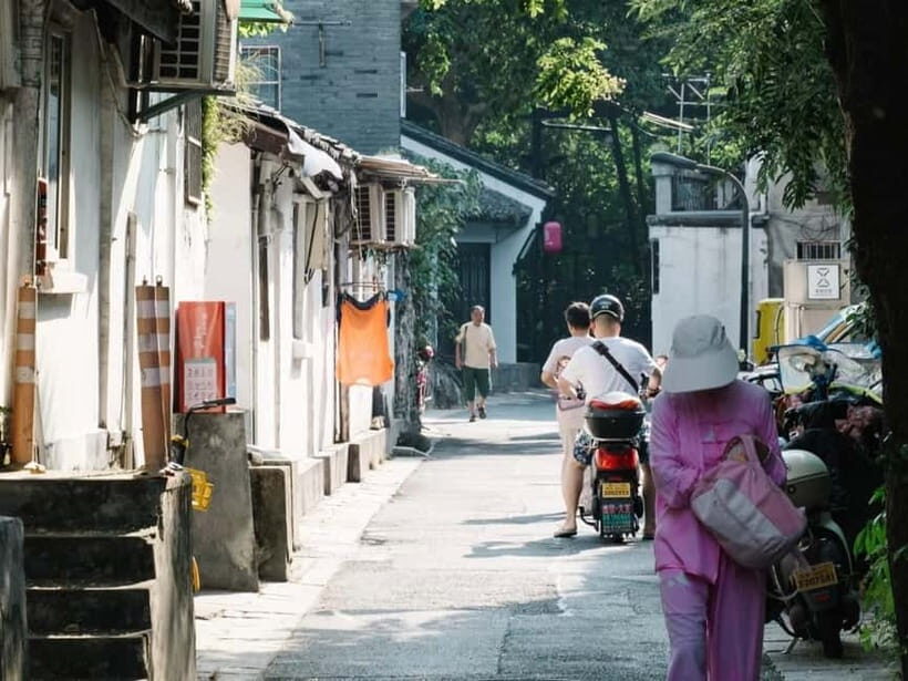 Hangzhou Insider Mini-Hike: TCM, Hill Views and Wet Market - Authentic Experiences and Unique Insights