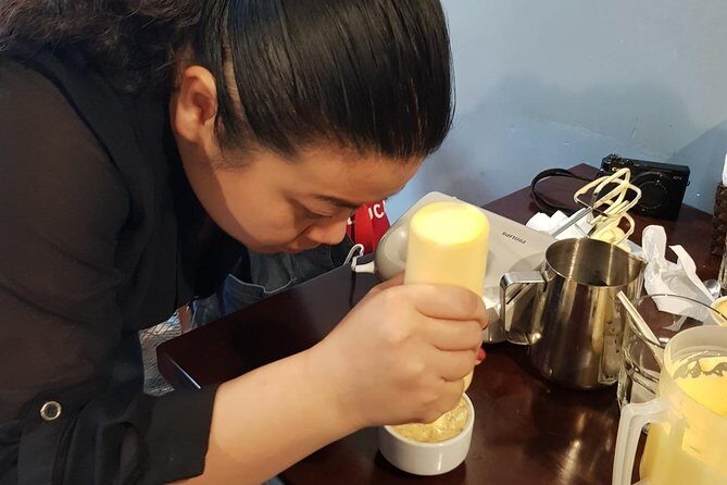 Hanoi daily egg coffee making course with local guide - Demonstration & Step-by-Step Guidance