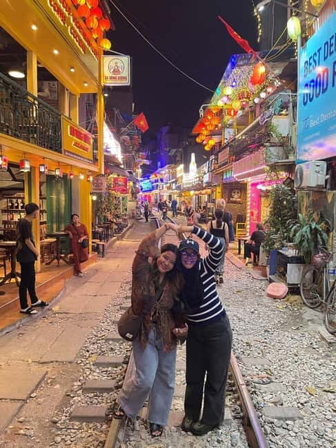 Hanoi: HalfDay Jeep City Tour, Landmarks & Local Food - Authenticity and Community: What Travelers Say