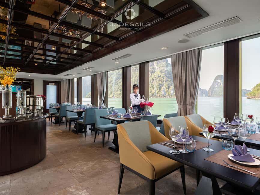 Hanoi: HalongLan Ha Premium Yacht, Day Cruise - Transportation and Comfort