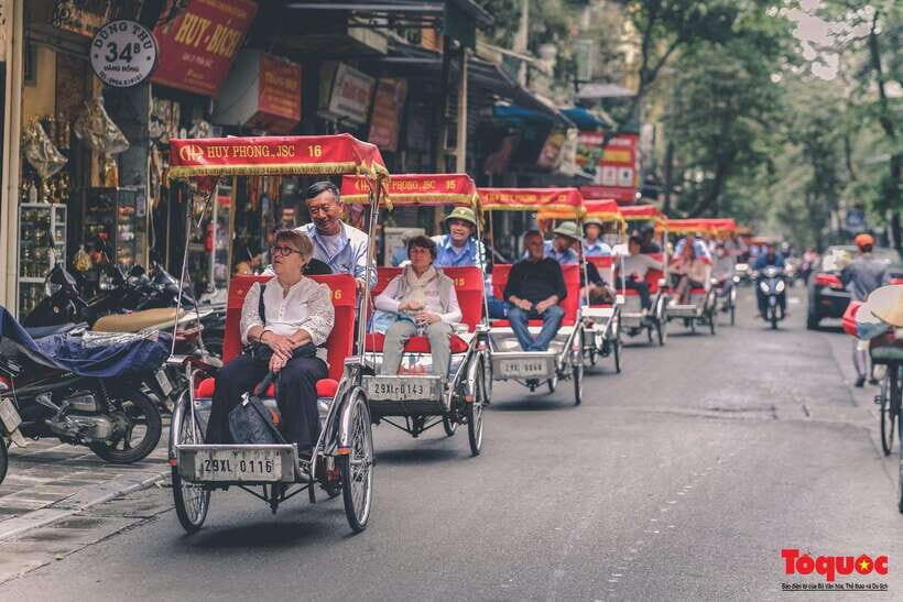 Hanoi Old Quarter Sightseeing Cycling Private Tour By Cyclo - What Can You Expect During the Tour?