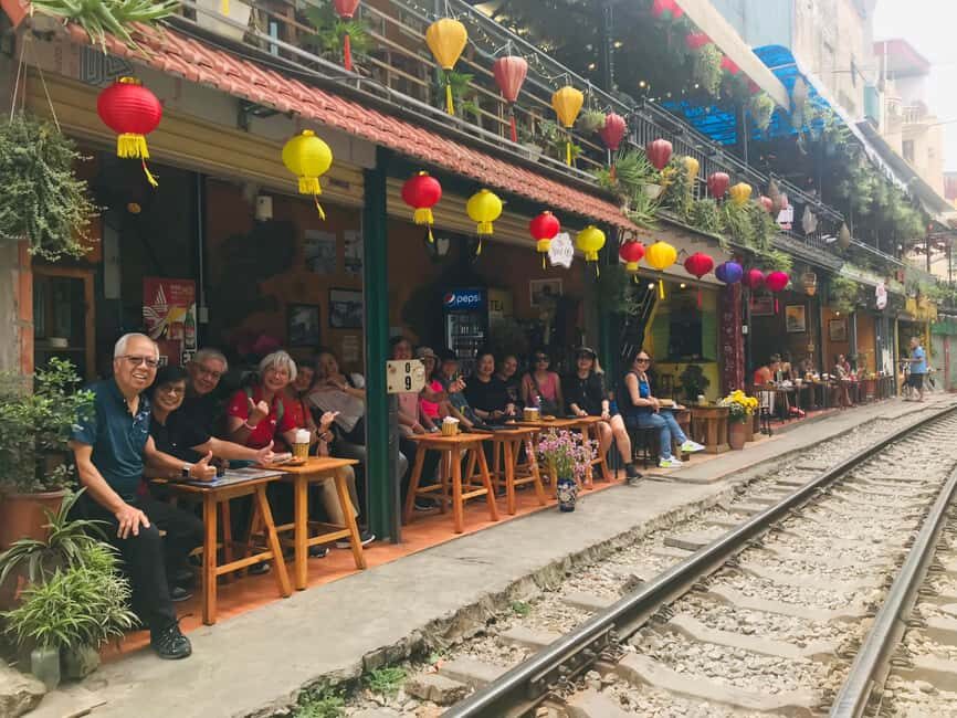 Hanoi Train Street & Handicraft Workshop with Local Artisans - The Handicraft Workshop with Deaf Artisans