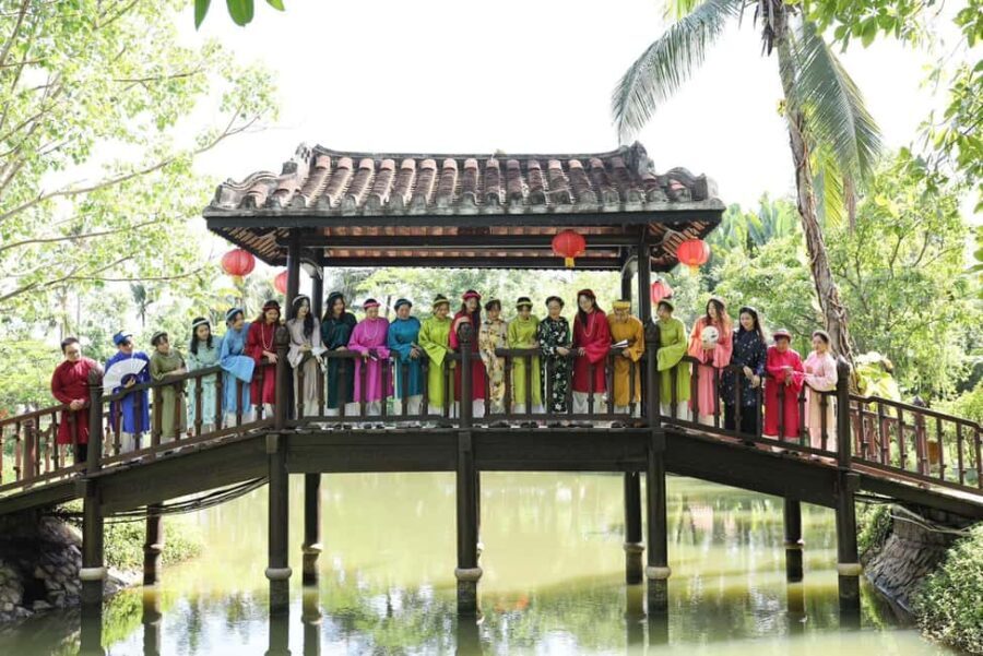 Ho Chi Minh City: Ao Dai Museum Tour with Ao Dai Try On - Who Should Consider This Tour?