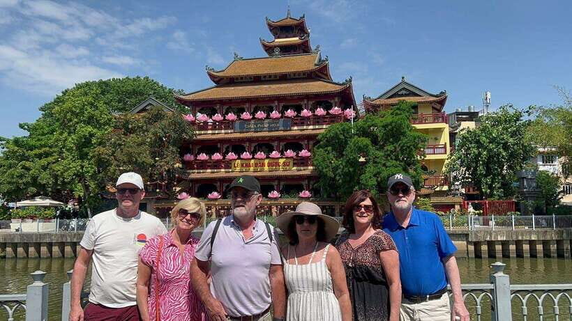 Ho Chi Minh City Sightseeing Private Tour By U.S.A Army Jeep - What to Expect from the Tour