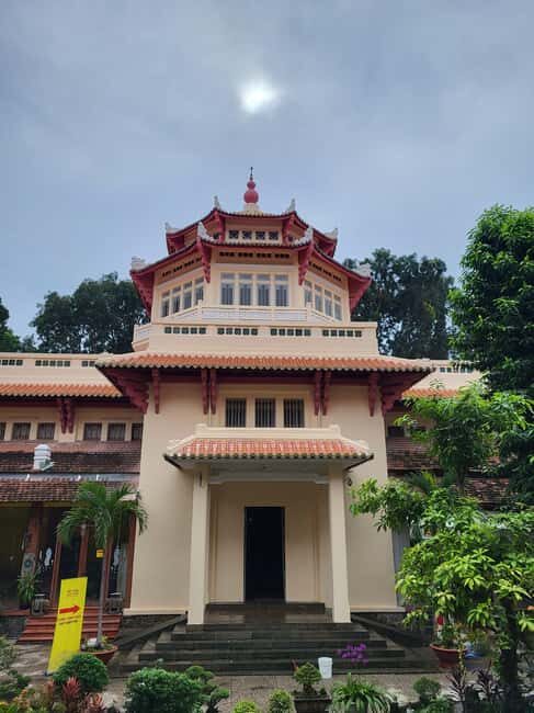 Ho Chi Minh City: Zoo & History Museum Guided Tour - The Itinerary Breakdown