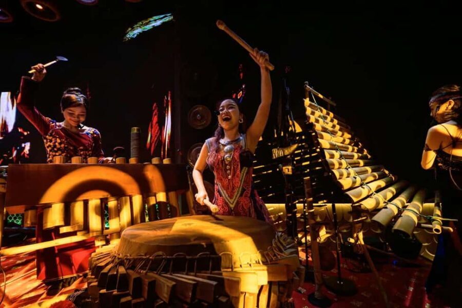 Ho Chi Minh: Music, Imagery, and Cuisine Chao Show Ticket - Who Will Love This Experience?