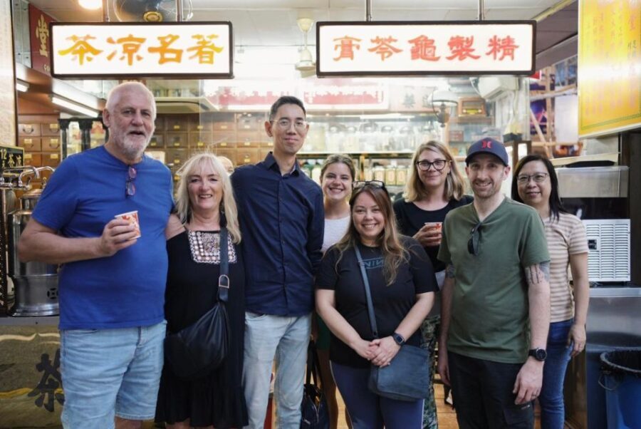 Hong Kong Street Food Tour with Locals - Dim Sum, Wonton - What You Can Expect on the Tour