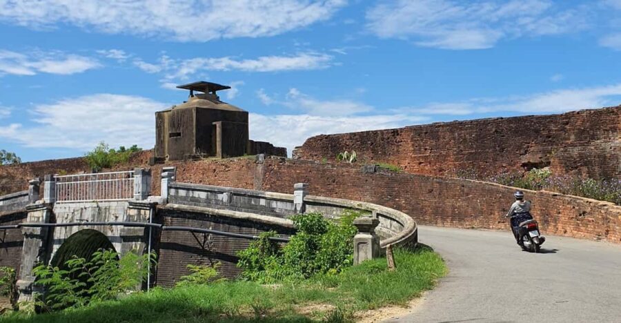 Hue: motorbike tour into Citadel and along Ng Hà Canal - Price and Value Analysis