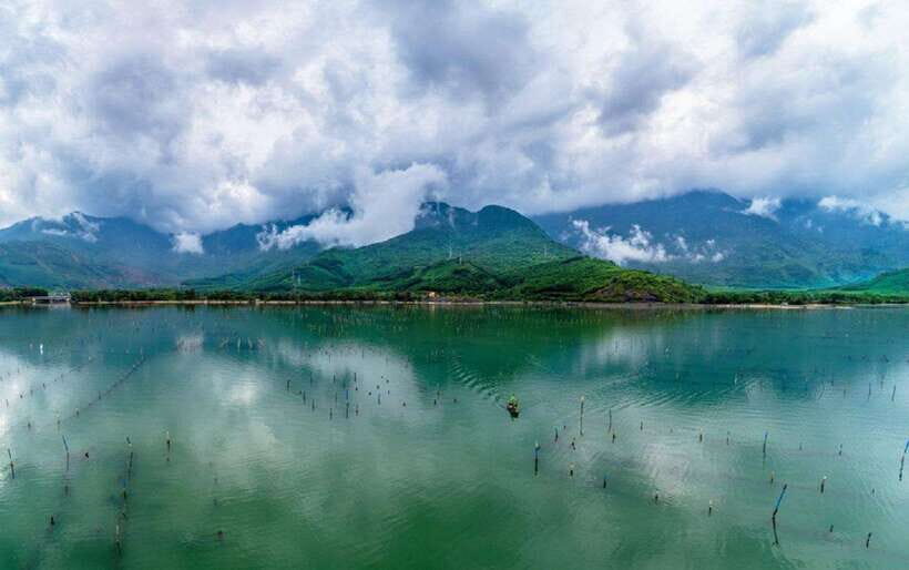 Hue To Hoi An By Motorbike Via Hai Van Pass ( or vice versa) - From Hoi An or Da Nang to Hue