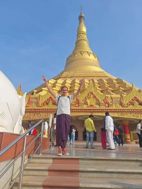 India: highlights of the country for foreign tourism - What to Expect: A Day of Iconic Sights and Cultural Immersion