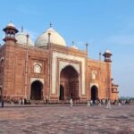 Intro to Incredible India Tour - Day 2: The Taj Mahal and Agra Fort