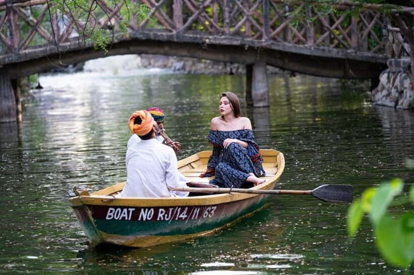 Jaipur Chokhi Dhani Village Dinner with Transfers with guide - Who Will Love This Tour?