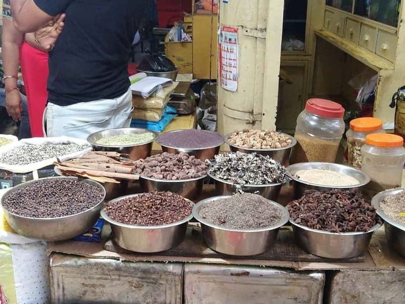 Jaipur: Food Tour and Indian Movie Experience - Authenticity and Cultural Insight