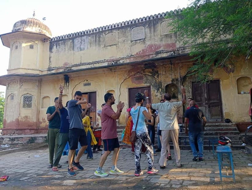 Jaipur: Guided Morning Bicycle Tour with Food Tasting - What Reviewers Say