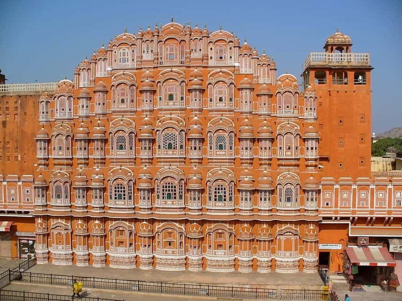 Jaipur Half-Day City Tour By E-Rickshaw with Female Driver - The Itinerary: From Blooming Markets to Architectural Marvels