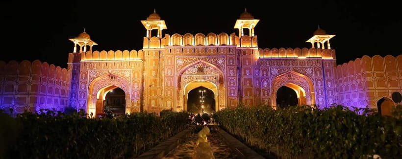 Jaipur: Wedding Outfit Shopping Tour with Local Guy - A Deep Dive into the Jaipur Wedding Outfit Shopping Tour