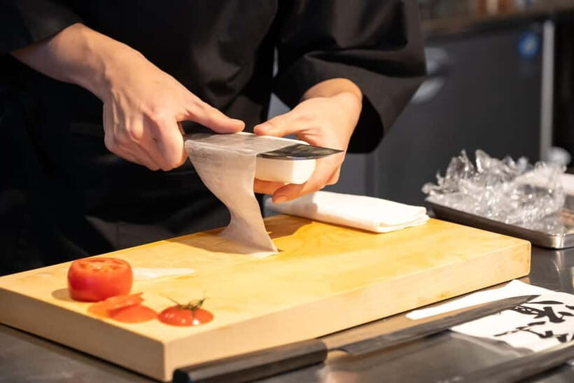 Japanese Knife Skills & Sashimi Bowl Cooking Class in Tokyo - An In-Depth Look at the Experience