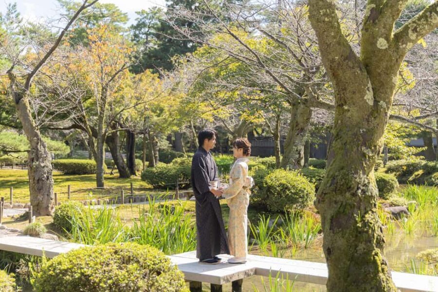 Kanazawa: Private Tour with Photographer and Photoshoot - Is the Price Worth It?