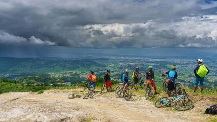 Kathmandu: One-Day Biking Trip in Kathmandu with Pick up. - Key Points