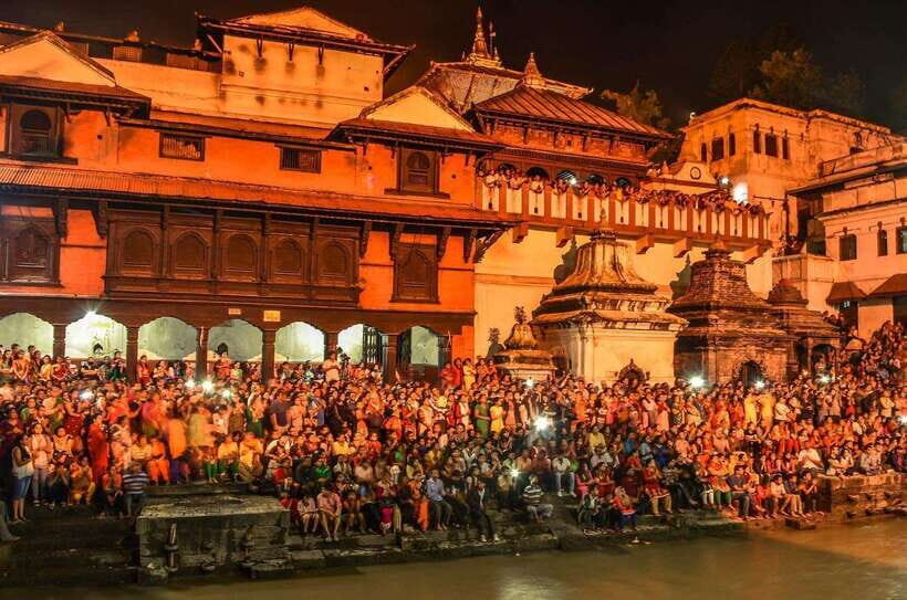 Kathmandu: Pashupatinath Temple Evening Aarati Tour - The Role of the Guides