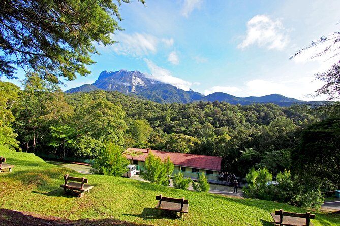 Kinabalu Park With Rumah Terbalik & Desa Cow Farm - Transportation and Group Size
