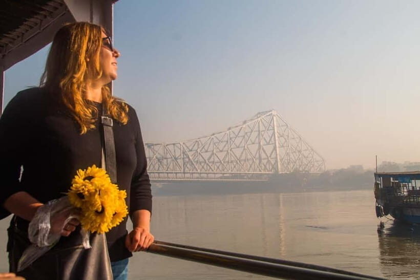 Kolkata: Magic Hour Tour with Breakfast - Why This Tour Offers Great Value